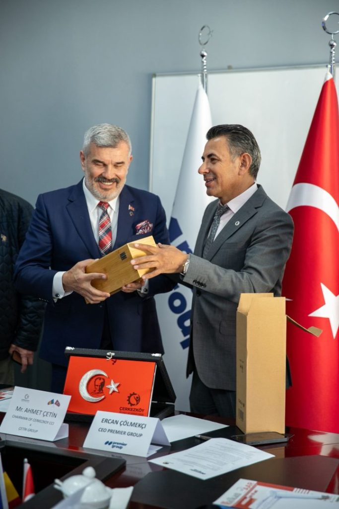Liderul ÇTSO, Ahmet Çetin, semnează un protocol strategic cu Premier Group la București 2 Liderul ÇTSO, Ahmet Çetin, semnează un protocol strategic cu Premier Group la București