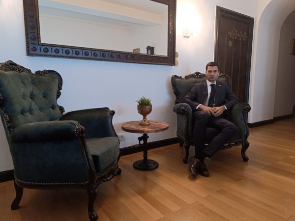 Mihai Popa, Reprezentant Vânzări, EkoGroup – Poziționare în Google fără Google Ads: cum articolele SEO din trustul EkoGroup generează trafic fără PPC