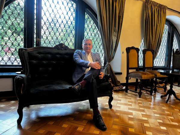 Sandu Staicu - Un viitor luminos pentru copii prin Fundația Dignitas